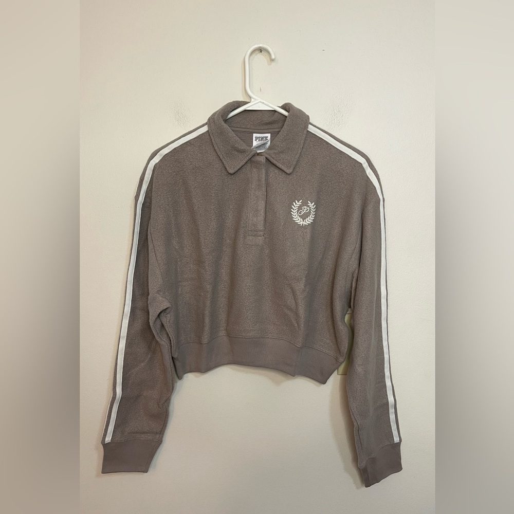 VICTORIA'S SECRET PINK  FLEECE CROPPED POLO SWEATSHIRT. NWT - Picture 4 of 16